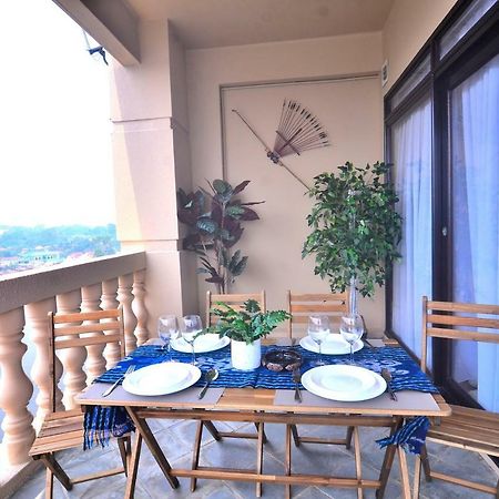 New Riverbank Suites - Waterfront Kuching City Eksteriør bilde
